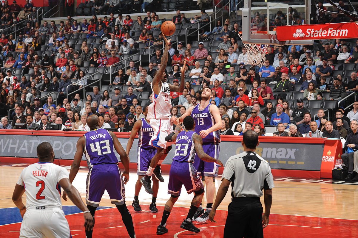 NBA季后赛剧情连连，球迷热议的简单介绍