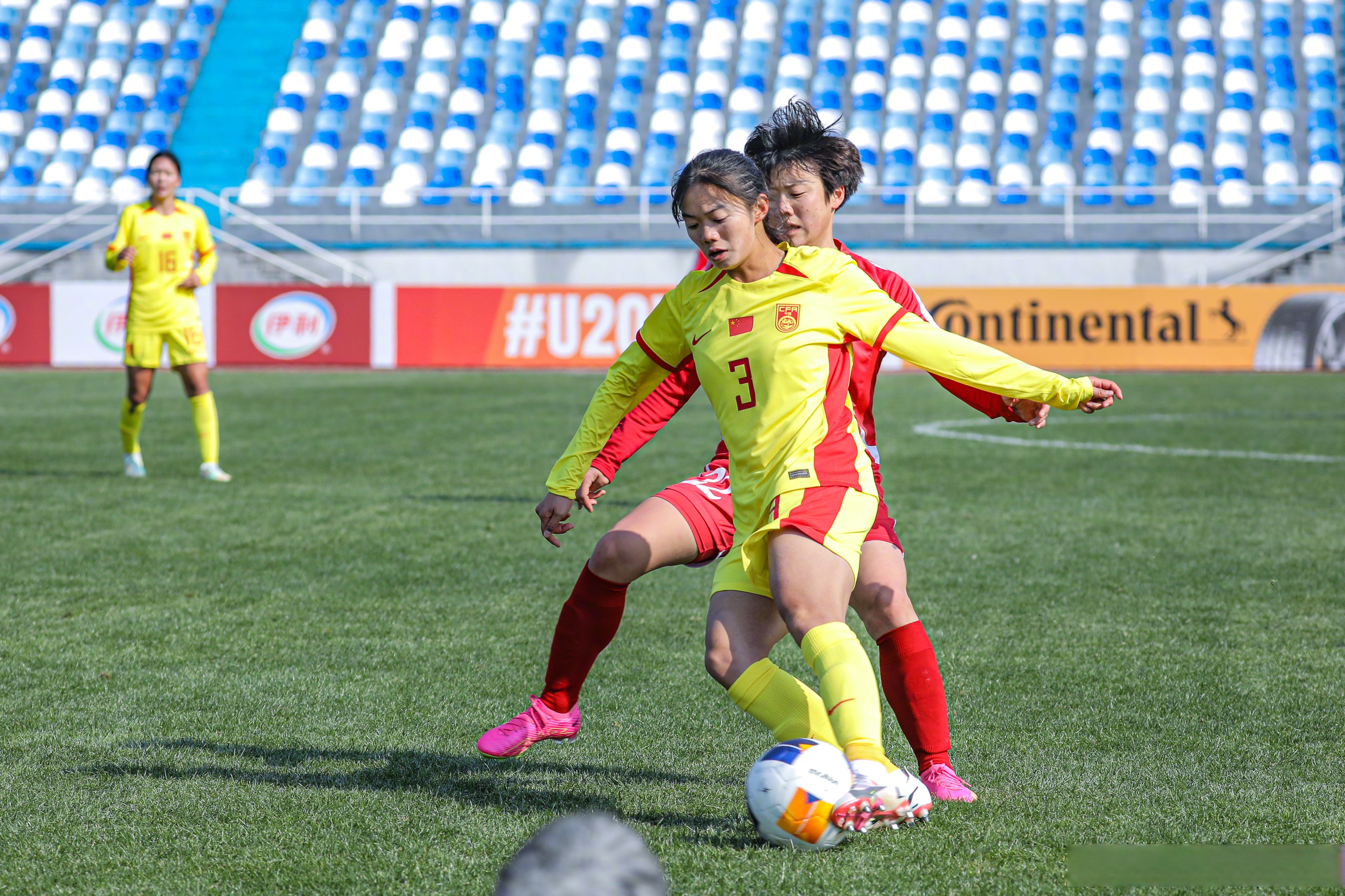 包含亚洲杯：女足实力对决硝烟四起的词条