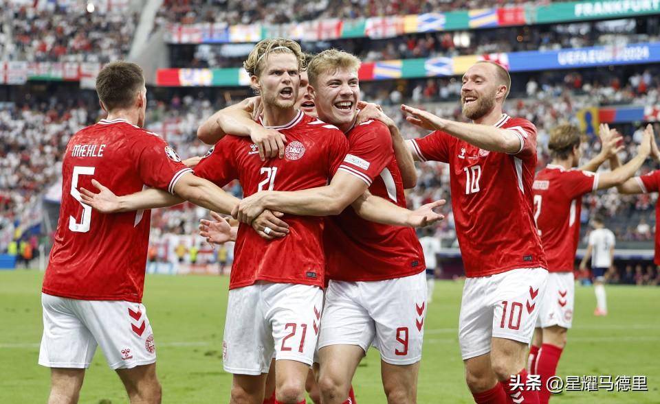 爱游戏体育-斯洛文尼亚主场战平匈牙利，晋级形势变数突出