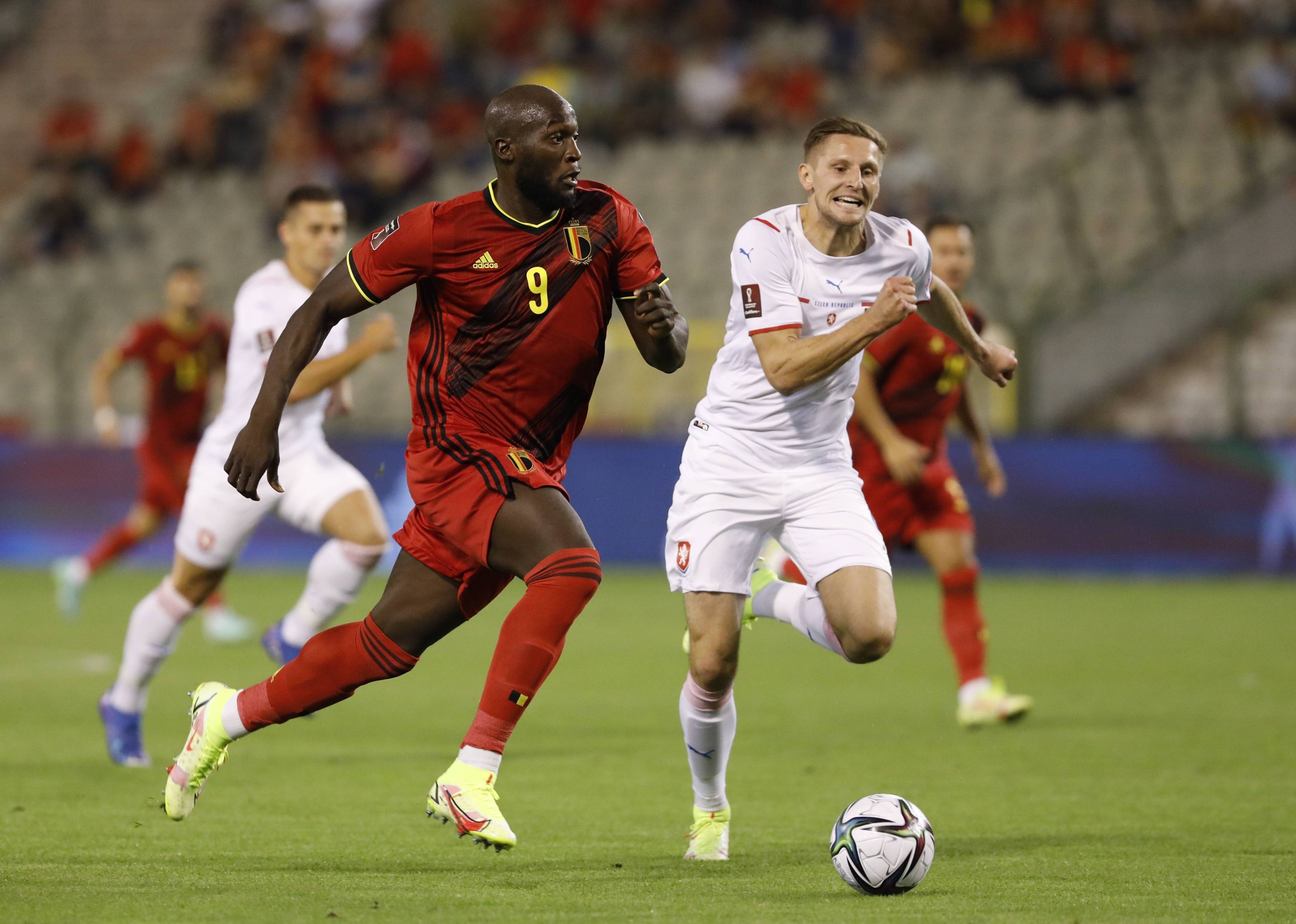 欧预赛强势崛起,实力摧枯拉朽称霸赛场的简单介绍 欧预赛强势崛起,实力摧枯拉朽称霸赛场的简单介绍