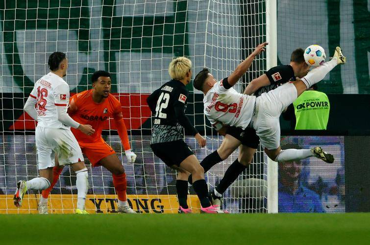 弗赖堡队在客场表现出色,连续击败对手的简单介绍 弗赖堡队在客场表现出色,连续击败对手的简单介绍