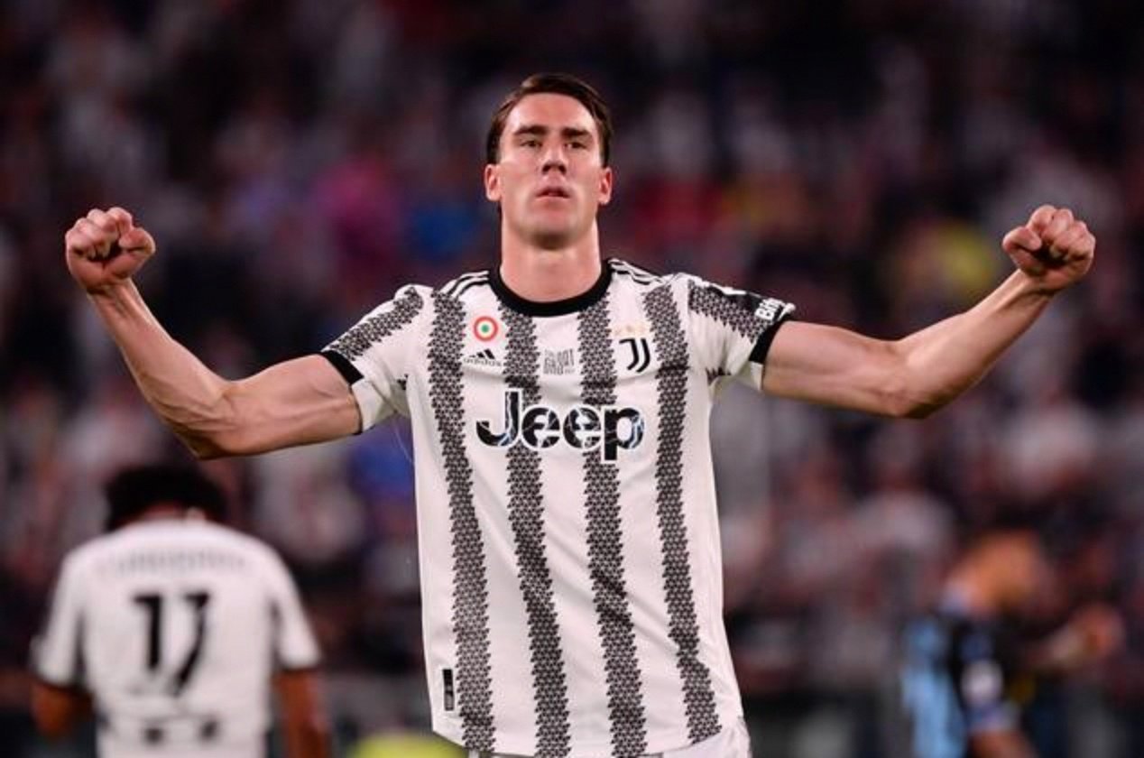 包含曼联碾压瑞士,弗拉霍维奇一己之力扛起全队的词条 包含曼联碾压瑞士,弗拉霍维奇一己之力扛起全队的词条