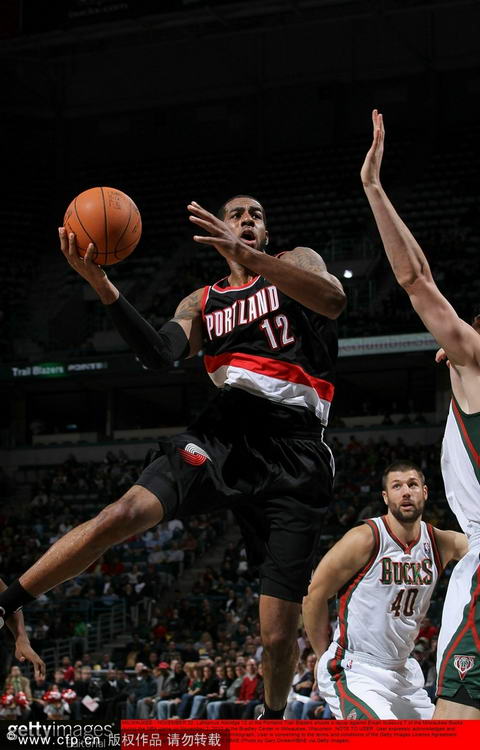 雄鹿胜开拓者,豪取四连胜的简单介绍 雄鹿胜开拓者,豪取四连胜的简单介绍