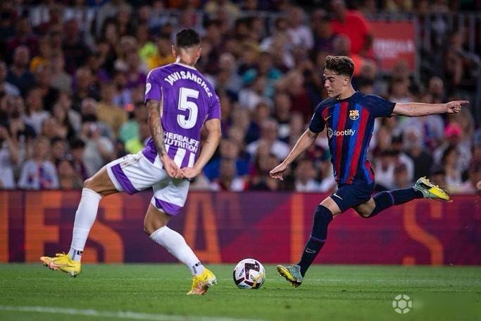 爱游戏体育-拜仁鏖战尤文，加维惊艳四座