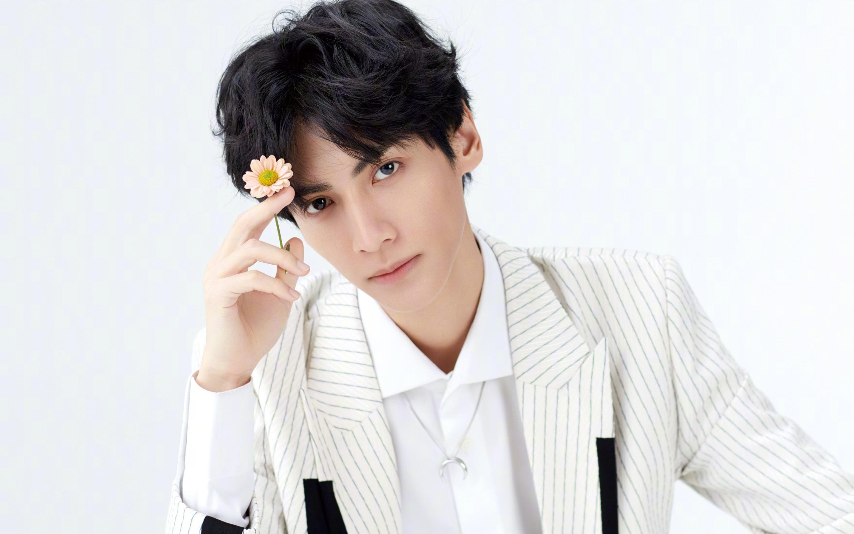 爱游戏在线-布克47分点燃独行侠，演绎现代篮球的完美进攻公式